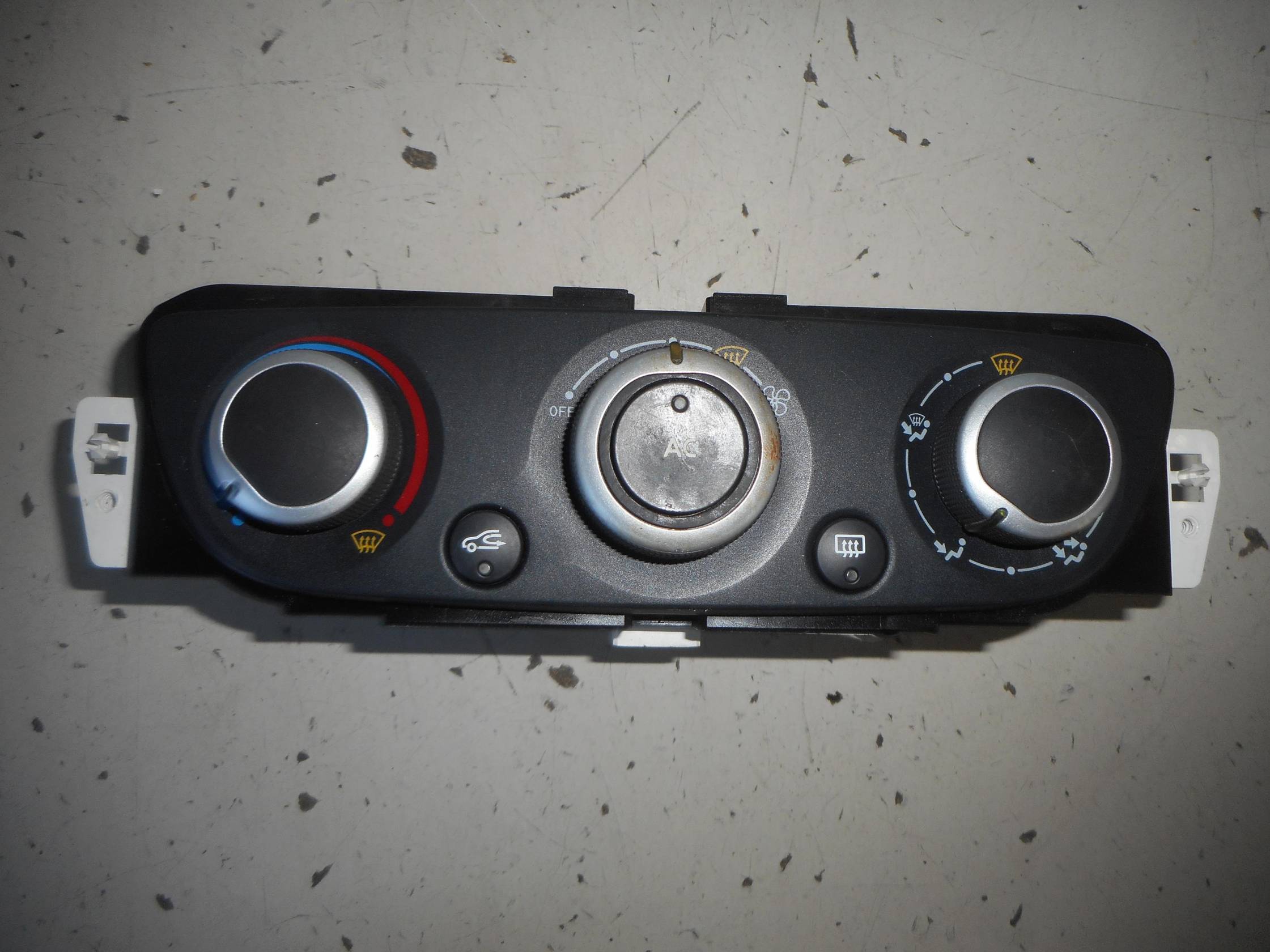 Blocco comando climatizzazione